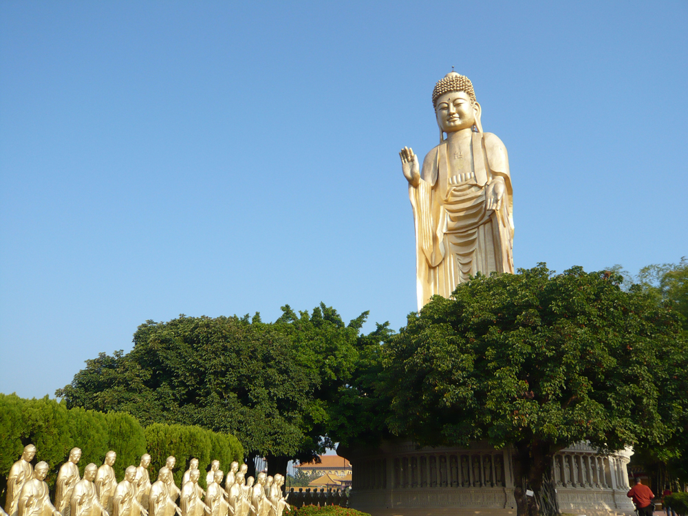 佛光山佛陀紀念館,星雲大師,高雄景點,佛陀真身舍利,青銅坐佛,4D電影院,佛教