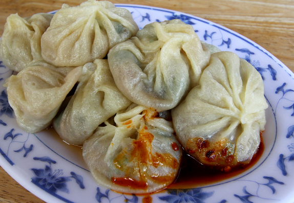 小籠包,宜蘭,三星蔥,正好鮮肉小籠包,辣椒油,酸辣湯,大排長籠,餐廳