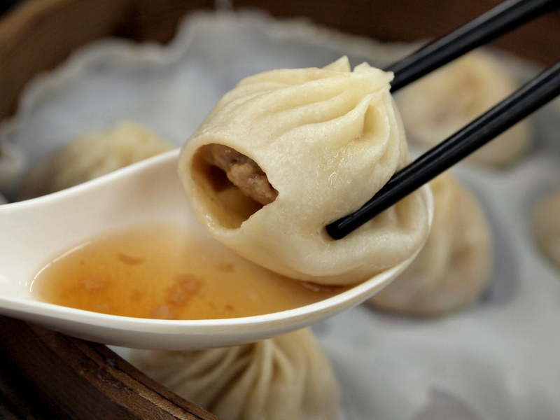 小籠包,紅油抄手,無錫排骨,炸春捲,台南小吃,上海料理,輕旅行,上海好味道