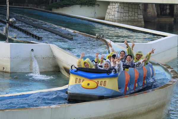 麗寶樂園,馬拉灣水上樂園,探索主題樂園,斷軌雲霄列車,大型露天人工巨浪,高達2.4公尺海浪,270公尺漂流河道,台中,后里