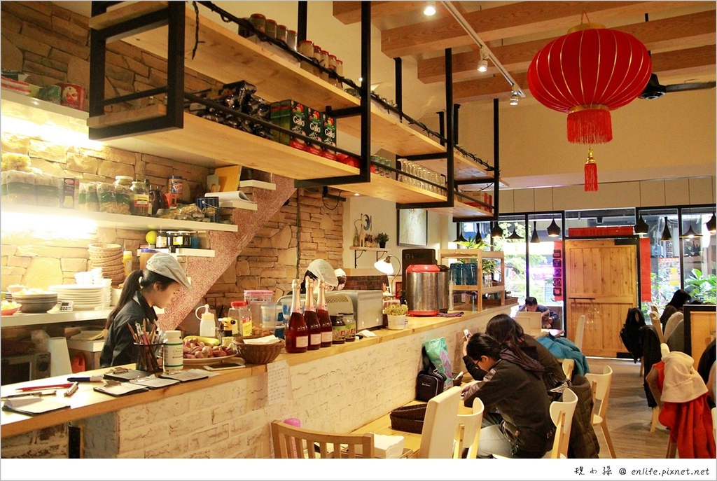 早午餐,巷弄餐廳,逢甲,The Baker,舒適氛圍,鄉村風,班尼迪克蛋,焙客鄉村廚房,台中,牛排,義大利