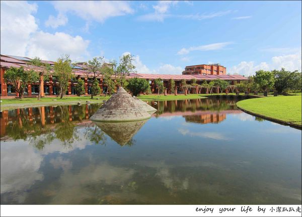 宜蘭縣政府,婚攝外拍,閩式建築,綠建築,冬山河親水公園,宜蘭舊城,縣史館,親子,一日遊,寵物,宜蘭縣史館,車站