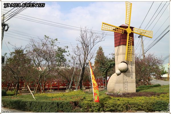 員農櫻花種苗場,彰化芬園,台中烏日,垂櫻,櫻花隧道,枕木步道,吉野櫻,賞櫻,櫻花,台中,烏日,慶光路