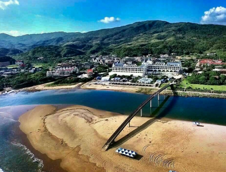 溫泉飯店,白磺溫泉,氯化物碳酸氫鹽泉,健康療癒,親子館,美肌湯,冷熱泉,溫泉,十大必住溫泉飯店,票選,泡湯,CP值,福容大飯店福隆,北投老爺酒店,北投麗禧溫泉酒店,大板根,南方莊園,瓏山林蘇澳冷熱泉,美人湯,礁溪長榮鳳凰,長榮礁溪鳳凰,五行湯,統一渡假村谷關溫泉養生會館,日月潭,花季度假飯店,湖畔花時間,山下的厝,北緯22度,N22溫泉旅館,四重溪,清泉,日式旅館