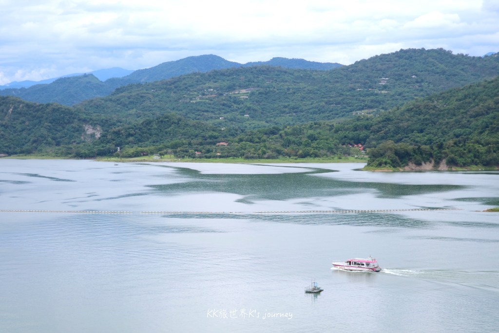松竹梅民宿,曾文水庫,青雲瀑布,大埔橋,情人公園,湖濱公園,大立餐飲部,嘉義,大埔,秘境,二日遊,兩天一夜,打卡,拍照,山豬島,遊艇,砂鍋魚頭,行程,迦寶火龍果冰淇淋,松竹梅民