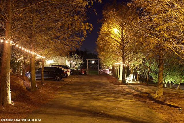 台中沙鹿|MITAKA 3e CAFE龍貓夜景咖啡:夜裡的黃金森林好迷人,浪漫夕陽與美麗夜景盡收眼底 MITAKA 3e CAFE,沙鹿,龍貓夜景咖啡,落羽松,夕陽,觀景平台,室內鄉村風,台中,雜貨,打卡,拍照,夜景,IG