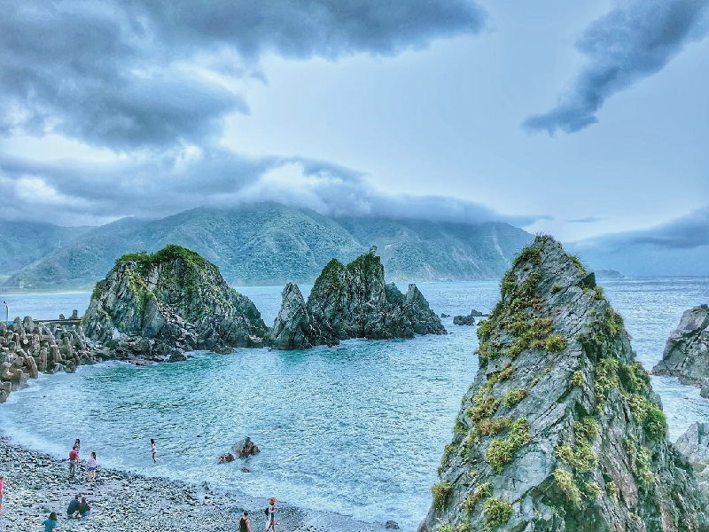 粉鳥林海灘,東澳灣,烏石鼻,礁岩風景,秘境打卡,清澈海水,三巨岩日出,宜蘭,蘇澳,粉鳥林,打卡