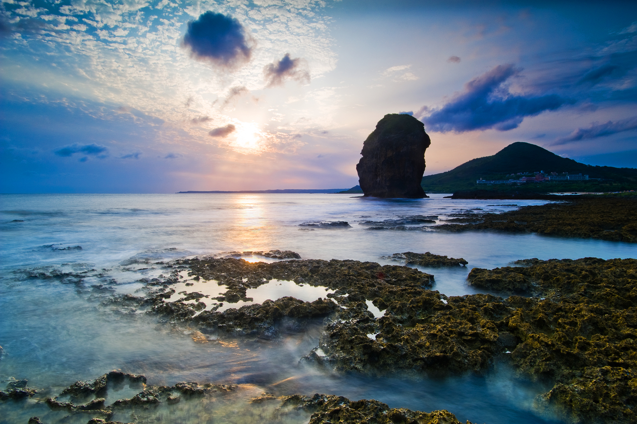 恆春,墾丁,星砂灣,九棚沙漠,小徑民宿,Sasa L'amour,龍潭湖畔旅店,屏東,鈕扣倉庫,高士小神社,春日佐光人文和風燒鍋,古糧碳烤三明治,寶石飽食,25inn,莎莎拉夢