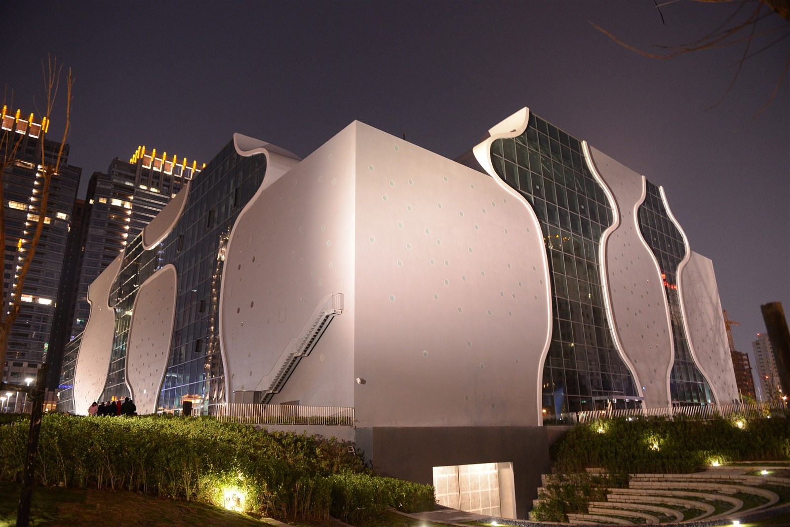 台中州廳,歐雅英雄主題館,蔦屋書店,台中國家歌劇院,布英熊文化創藝館,新天地西洋博物館,自然科學博物館,台中,台中市纖維工藝博物館,道禾六藝文化館,台中願景館,雨天備案,室內景點