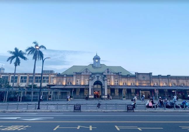新竹火車站,新竹市影像博物館,新竹州廳,新竹都城隍廟,新竹公園,新竹動物園,玻璃工藝博物館,新竹,中央市場,春室The Pool,鴻安堂,長和宮,博物館,公園,動物園