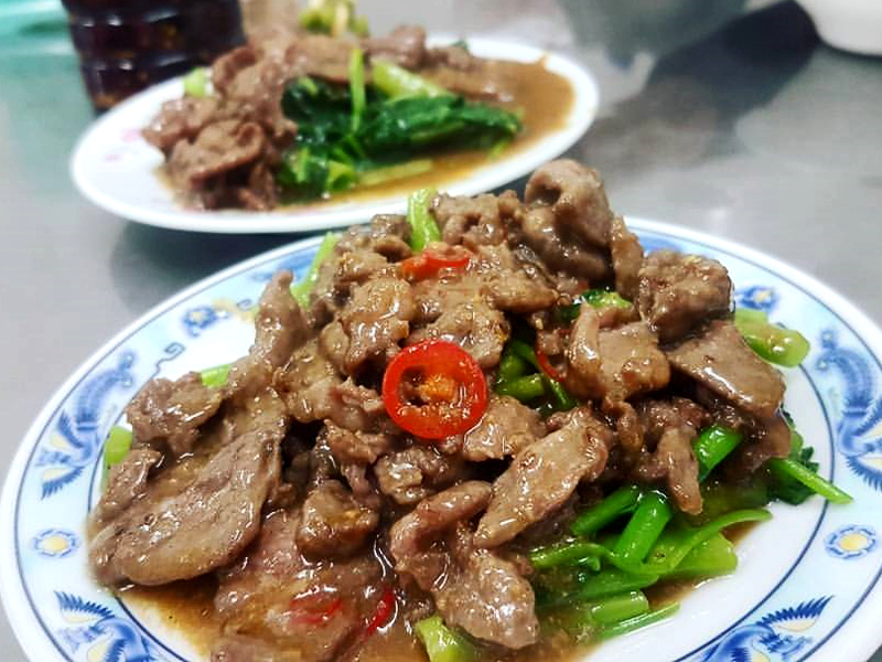 中華路夜市,三代炒麵老擔,阿全虎咬豬,老牌沙茶牛肉,中華路臭豆腐蚵仔煎,中華路陳家牛乳大王,高北牛乳大王,台中,小吃