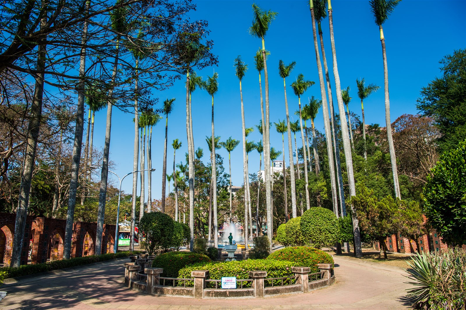 嘉義公園,石燈籠,手水舍,史蹟資料館,射日塔,人工草皮滑草場,大正十年,嘉義,昭和J18,博物