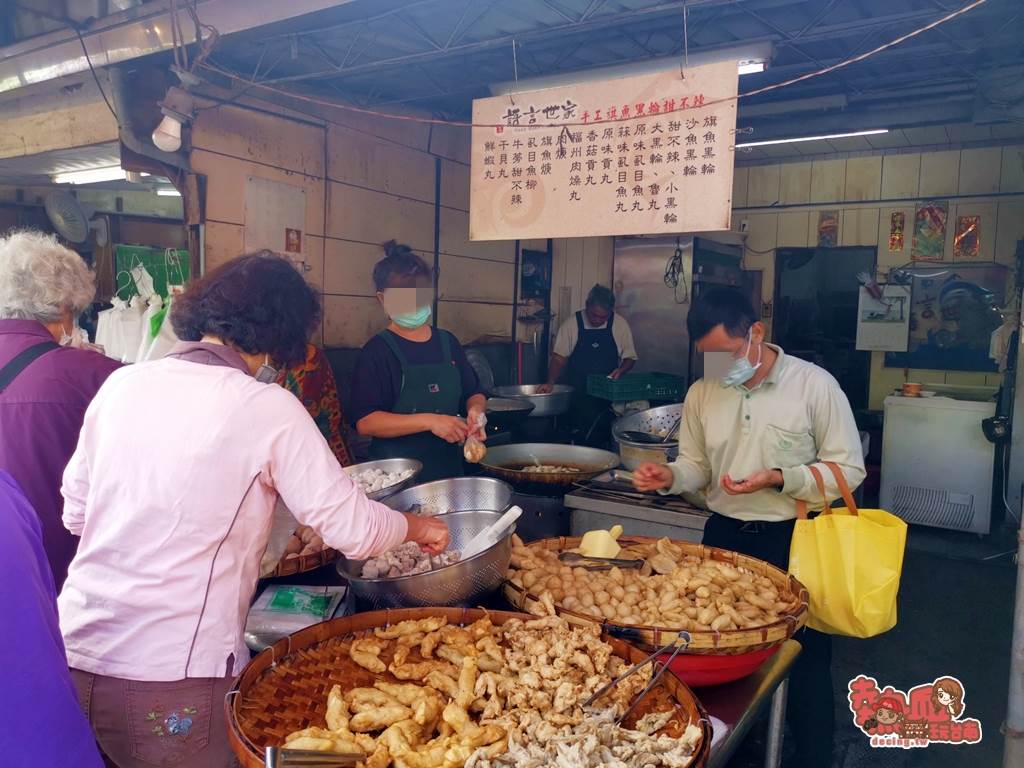 台南美食標竿!菜市場內人氣旗魚黑輪、甜不辣攤,婆婆媽媽私房口袋名單 台南小吃,旗魚黑輪,崇德市場,語言世家,甜不辣,婆婆媽媽,台南美食,語言世家手工旗魚黑輪,台南,東區,小吃