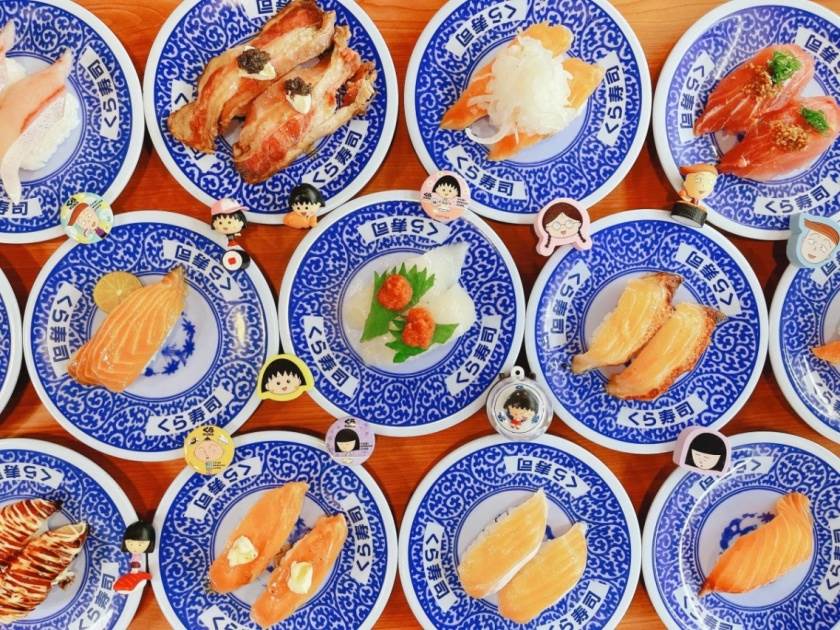 藏壽司,櫻桃小丸子,麥當勞,皮卡丘,星沁爽,草莓巴西莓,龜記紅柚翡翠,台北,新北,台北美食,新北美食,手搖飲,壽司,龜記,美食新品,星巴克,皮卡丘置物盒,寶可夢,麥當勞香蕉巧克力派,小丸子扭蛋,藏壽司扭
