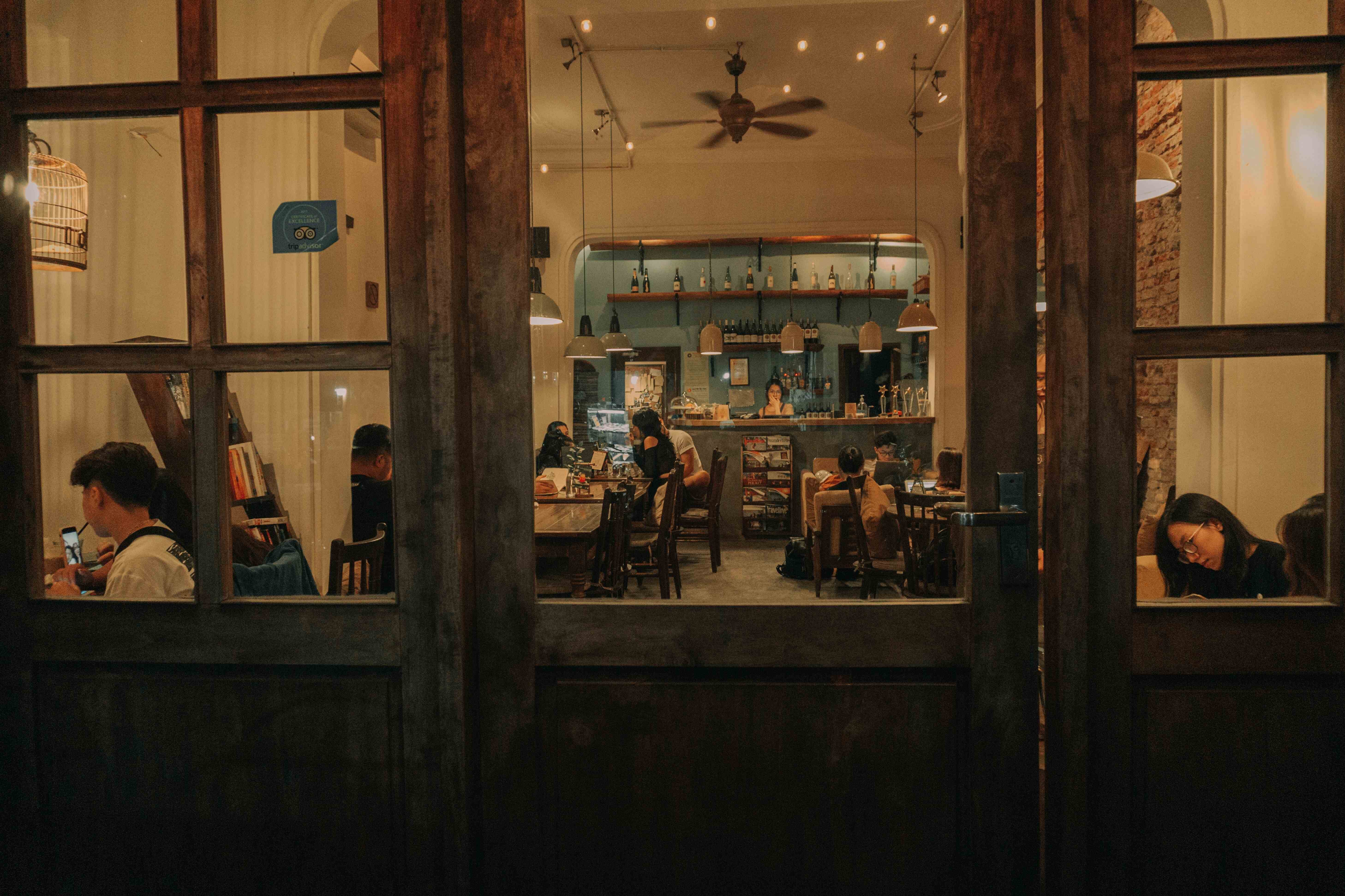 深夜咖啡廳,台北,不限時,寵物友善,夜貓店,無敵海景,鹿邊咖啡,台北咖啡廳,不限時咖啡廳,未央咖啡店,左先生咖啡,Dousun Cafe,記得我咖啡,生活在他方夜貓店,夜貓咖啡廳,深夜食堂,台北深夜咖啡聽,新北深夜咖啡