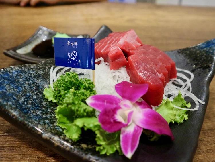 黑鮪魚季,南方澳,食令鮮魚湯店,山口食堂,無菜單料理,穀王麵包,李忠威,宜蘭,蘇澳,宜蘭美食,蘇澳美食,海鮮餐廳,日式定食,生魚片,冠軍麵