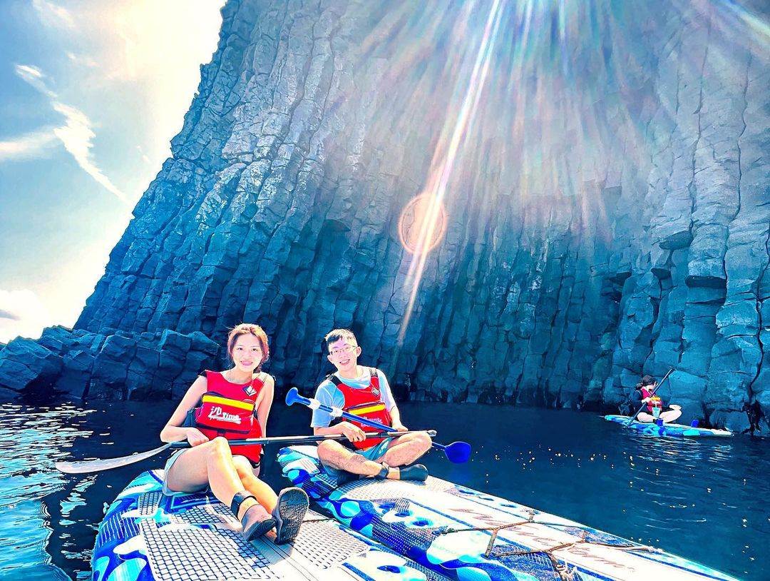 SUP,水上活動,秘境,深澳漁港,酋長岩,日出,東北角,象鼻岩,龜山島,牛奶海,日月潭,後壁湖,小琉球,小巴里島,清水斷崖,澎湖,鯉魚潭,SUP景點