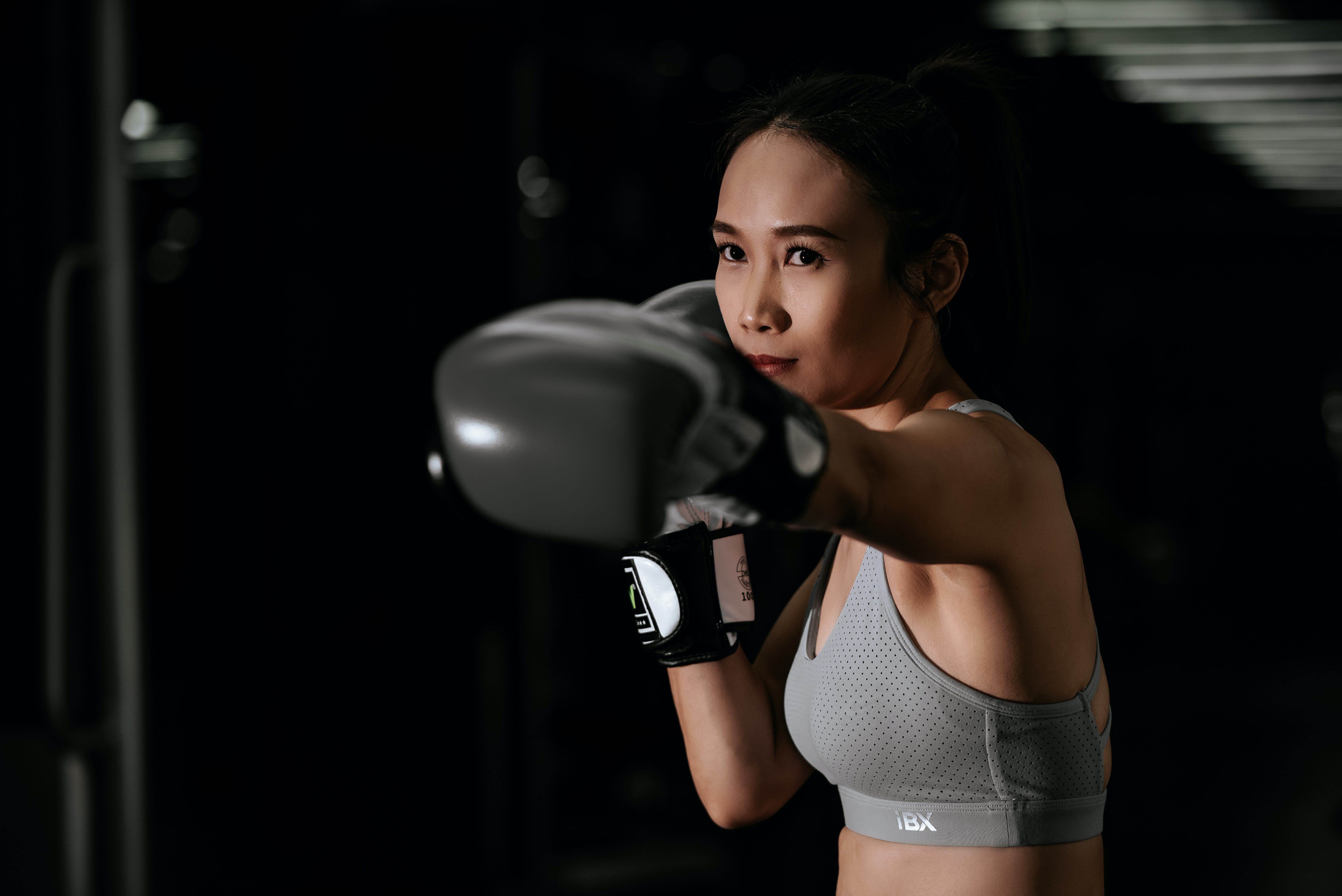 格鬥技,拳擊,泰拳,散打,以色列防身術,武術訓練,紓壓運動,台北,新北,格鬥,防身術,武術格鬥學院,武甲總合武術運動館,Krav Maga以色列防身術,Boxing One中山拳館,TMMA台北格鬥運動館,格鬥學