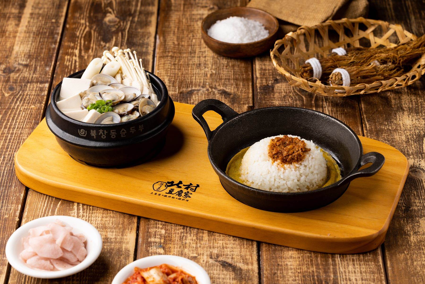韓式料理,豆腐鍋,北村豆腐家,豆腐煲,人蔘湯,韓國餐廳,韓式料理推薦,韓式年糕