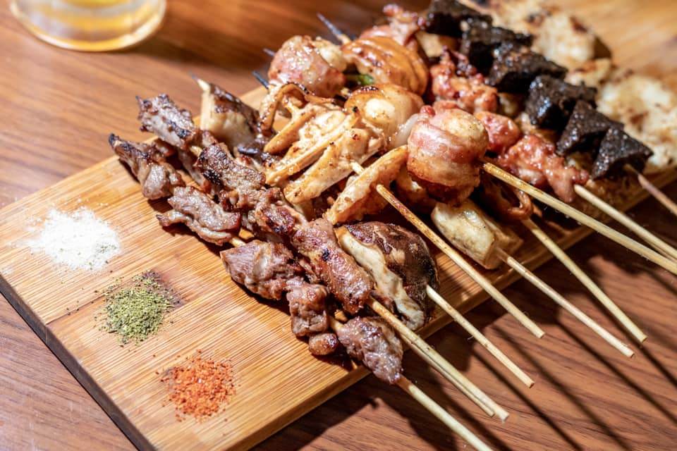 新北,板橋,板橋宵夜,板橋宵夜推薦,板橋人氣宵夜,平和居酒食処,板橋居酒屋,老八風居酒屋,板橋深夜食堂,雅香石頭火鍋,首爾餐酒館,板橋餐酒館,大庭牛肉麵,阿國麻辣麵線,品都串燒,新北宵夜,新北深夜食堂