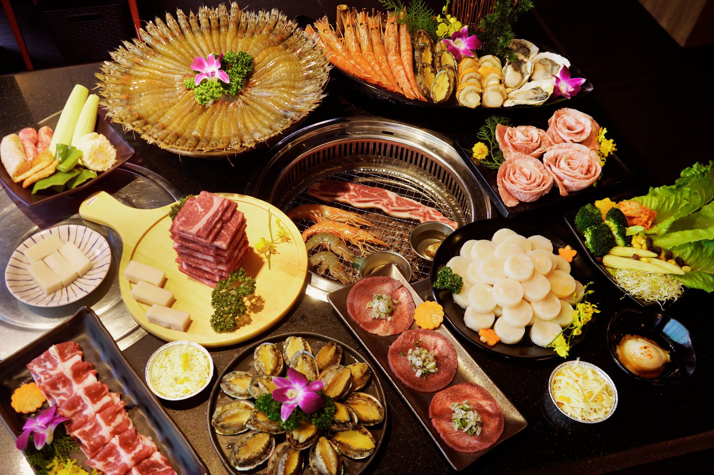 馬辣,熊一頂級燒肉,哞哞屋和牛燒肉,夯下去新潮和牛燒肉,燒肉ChaCha個人和牛燒肉,馬辣頂級麻辣鴛鴦火鍋,新馬辣經典麻辣鍋,問鼎·皇上吉祥宮廷火鍋,涮樂和牛鍋物 食べ放題,狗一下居酒食堂,12月優惠,尾牙,春酒,尾牙春酒方案,12月餐廳優惠