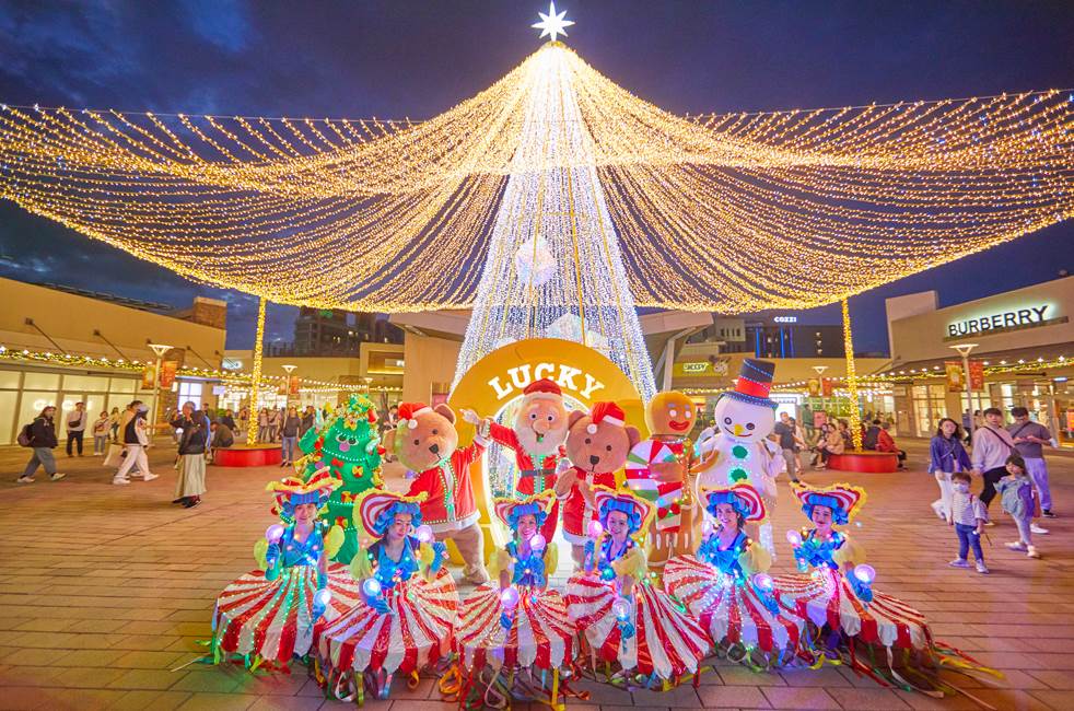 桃園,中壢,桃園景點,中壢景點,華泰名品城,outlet,UGLY CHRISTMAS,耶誕活動,耶誕市集,打卡,聖誕節,耶誕節
