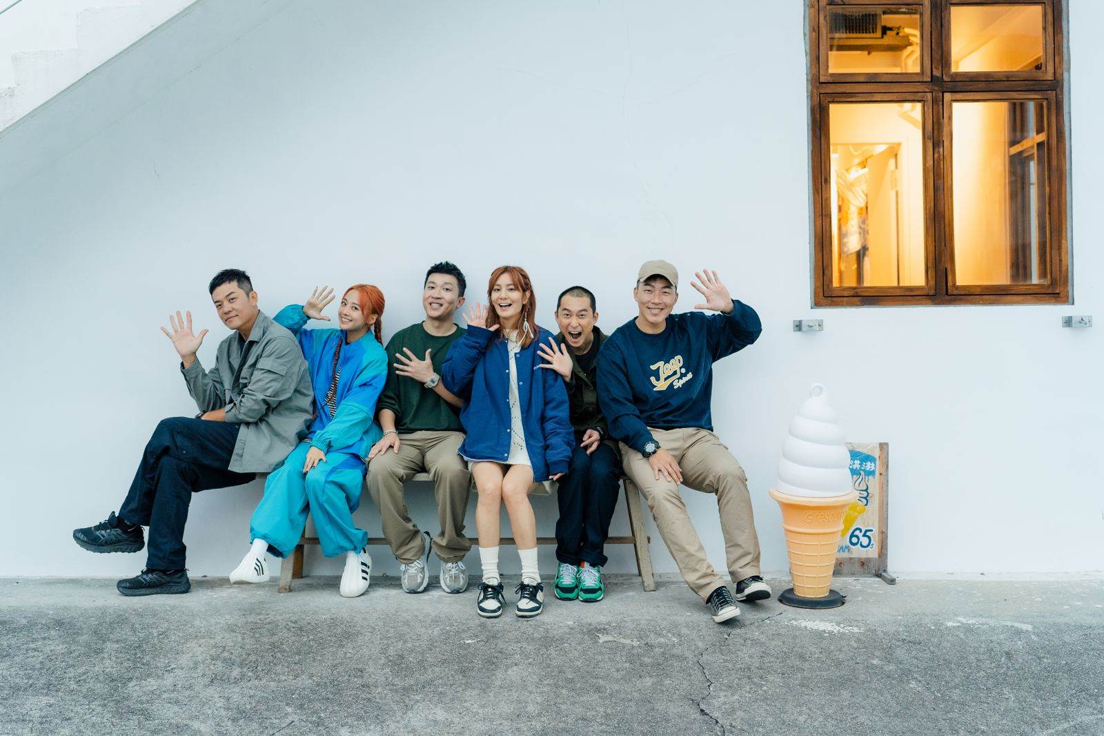 東引島,鳴日號,輕井澤,鬼押出園,溪頭自然教育園區,光現旅宿,水山療癒步道,嗨！營業中,嗨營業中,拍攝地點,新臺馬輪,東引島燈塔,東湧燈塔,泰利食堂,鹹味島合作社,沼平車站,小火車,練習曲書店,coco,內湖國小,鳴日廚房,白絲瀑布,橘舍三