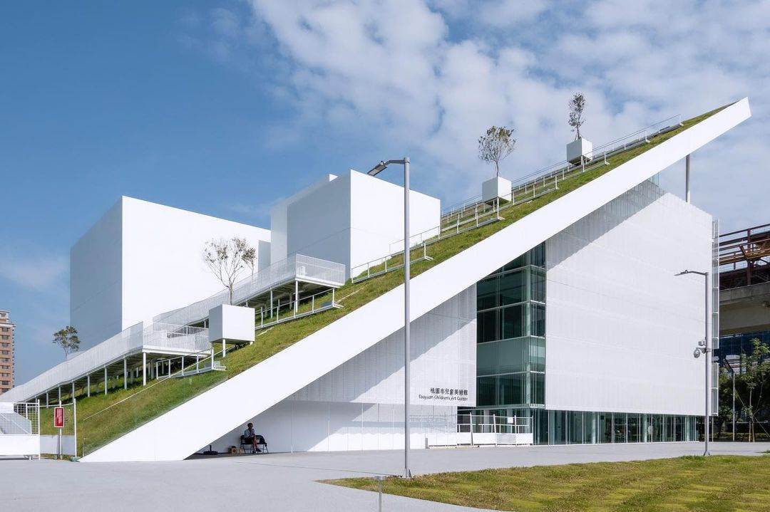 桃園兒童美術館,國巨洋傘文創園區,橫山書法藝術館,大園101景觀餐廳,青塘園,華泰名品城,Xpark水族館,桃園,桃園景點,桃園景點推薦,桃園一日遊,中壢一日遊,大園橫山書法藝術館,青塘園生態公園,壢小故事森林,台灣高鐵探索館,xpark,桃園寮寮,桃園兒童美術