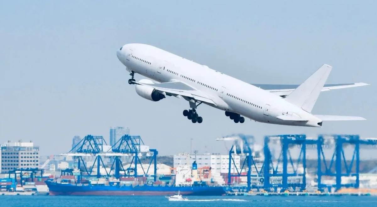 出國搭機請注意!空服員分享9大搭機禮儀,保護自己避免造成困擾 ,,