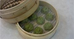 茶的清香撲鼻而來！烏龍茶與小籠包擦出火花