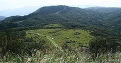 漫步擎天崗：冷水坑、石梯嶺、頂山、風櫃嘴、聖人瀑布~~