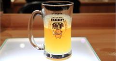 南投【信義鄉農會酒莊】梅子夢工廠好多創意酒包裝粉有趣，馬拉桑、柔水、現開發的啤酒超級好喝