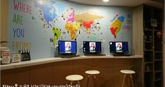 ■高雄■市區（住宿）【貝殼窩港都青年旅舍】Backpackers Inn, Kaohsiung，花少少錢就能入住一隻會喜怒哀樂的機器人身體裡！