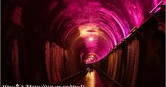 ■苗栗■市區，【功維敘隧道】跟隨七彩光芒穿越百年舊時光。