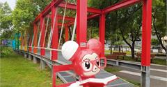 【台南旅遊】新營-小萌鼠天馬行空的七彩長廊《新營美術園區》~不二良童年狂想曲