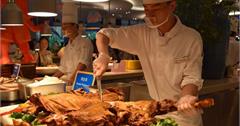 【長隆海洋王國】企鵝飯店-帝企鵝自助餐廳，晚餐無限量供應 匯聚全球800種特色美食&500平方米珍稀企鵝展館&企鵝動雕劇場