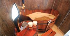 【冰島】Bjorbodin Beer SPA：超有梗啤酒SPA啤酒浴，鮮釀啤酒無限暢飲