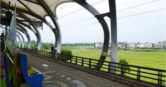 【宜蘭冬山】瓜棚造型火車站，眺望農田稻浪的冬山火車站