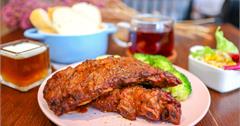 【台北松山早午餐】O.L.O CAFÉ｜文青復古風的輕食咖啡咖哩飯南京三民站
