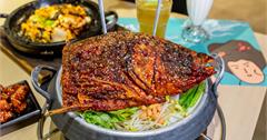超霸氣砂鍋魚頭部隊鍋登場啦！中科美食O八韓食新潮流，創意大份量韓式料理值得再訪