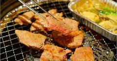 日本沖繩｜燒肉吃到飽！焼肉きんぐ（菜單＆價位）：四大名物推薦必點！最超值點餐分享