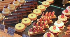 法國巴黎｜Carette Paris：夏樂宮法國馬卡龍名店，千層派、聖多諾黑泡芙塔推薦！