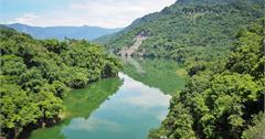 嘉義大埔｜前往長江小三峽秘境旅遊，湖光山色好美！大埔拱橋|湖濱公園|情人公園|青雲瀑布|曾文水庫|飛鷹峽谷