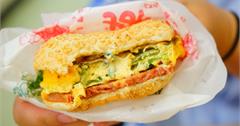 沖繩│JEF Burger苦瓜漢堡(附菜單＆交通)：沖繩限定特色美食，別處吃不到！