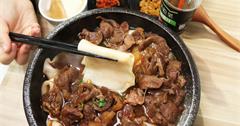 台南｜麵家二眷皮帶麵，滿滿的肉CP值高，還有冰花圓盤煎餃