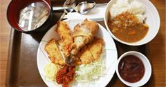 沖繩｜牧志公設市場，花笠食堂，好吃平價的沖繩家庭料理！