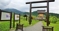 台東｜龍田村小旅行，鹿野神社、崑慈堂、龍田文物館、百年苦楝慈濟