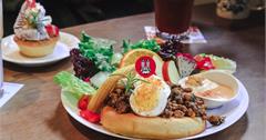台北西門町｜插畫家咖啡廳，貳拾陸巷Somebody CAFE，森林系餐簡餐下午茶