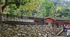 新竹│張學良故居、將軍湯、三毛夢屋，一次蒐藏五峰清泉風景區景點