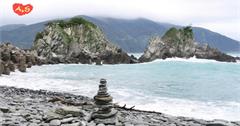 宜蘭南澳｜粉鳥林漁港：漸層海水藍，超美月牙灣！